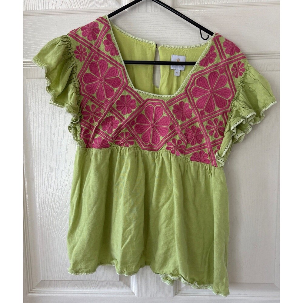 J Marie Embroidered Rowan Flutter Sleeve lime Top size M